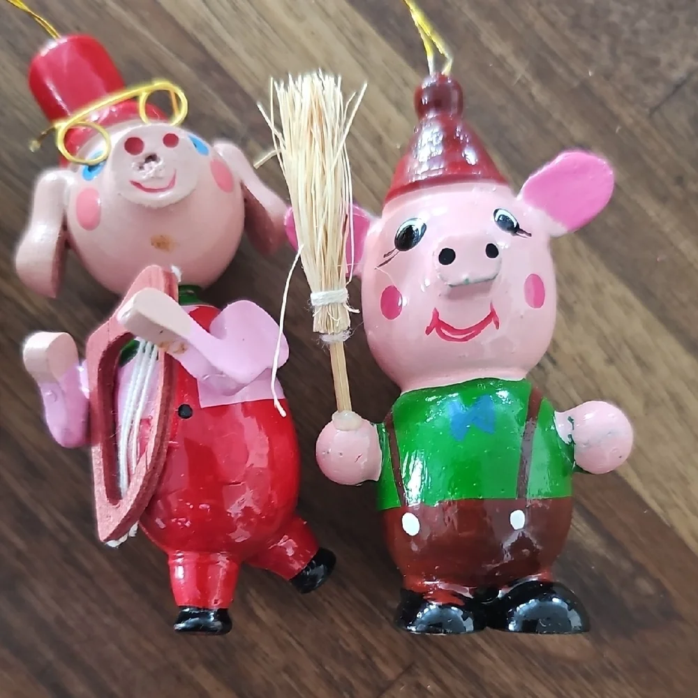 5 Vintage Christmas Pig ORNAMENTS music Sport Book Skiing Wooden 70s 80s Retro